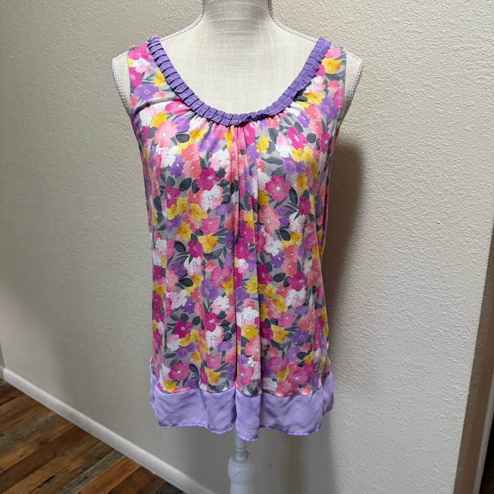 Simply Vera - Vera Wang Floral Sleeveless Top - Purple and Pink - Size Medium